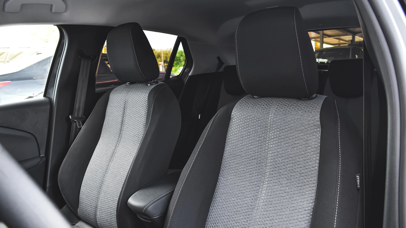 Opel Corsa 1.2 Turbo Edition - изображение 10