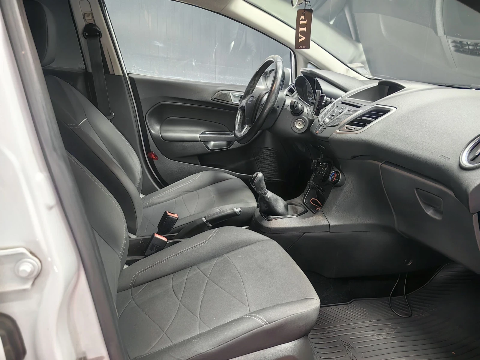 Ford Fiesta 1.5TDCI* 113000КМ* РЕГ* FULL HISTORY* КЛИМА* МУЛТИ - изображение 6