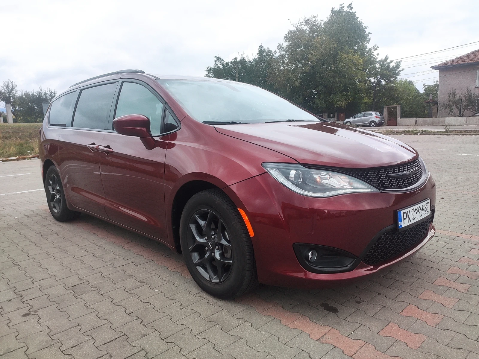 Chrysler Pacifica Touring L Plus S package - изображение 7