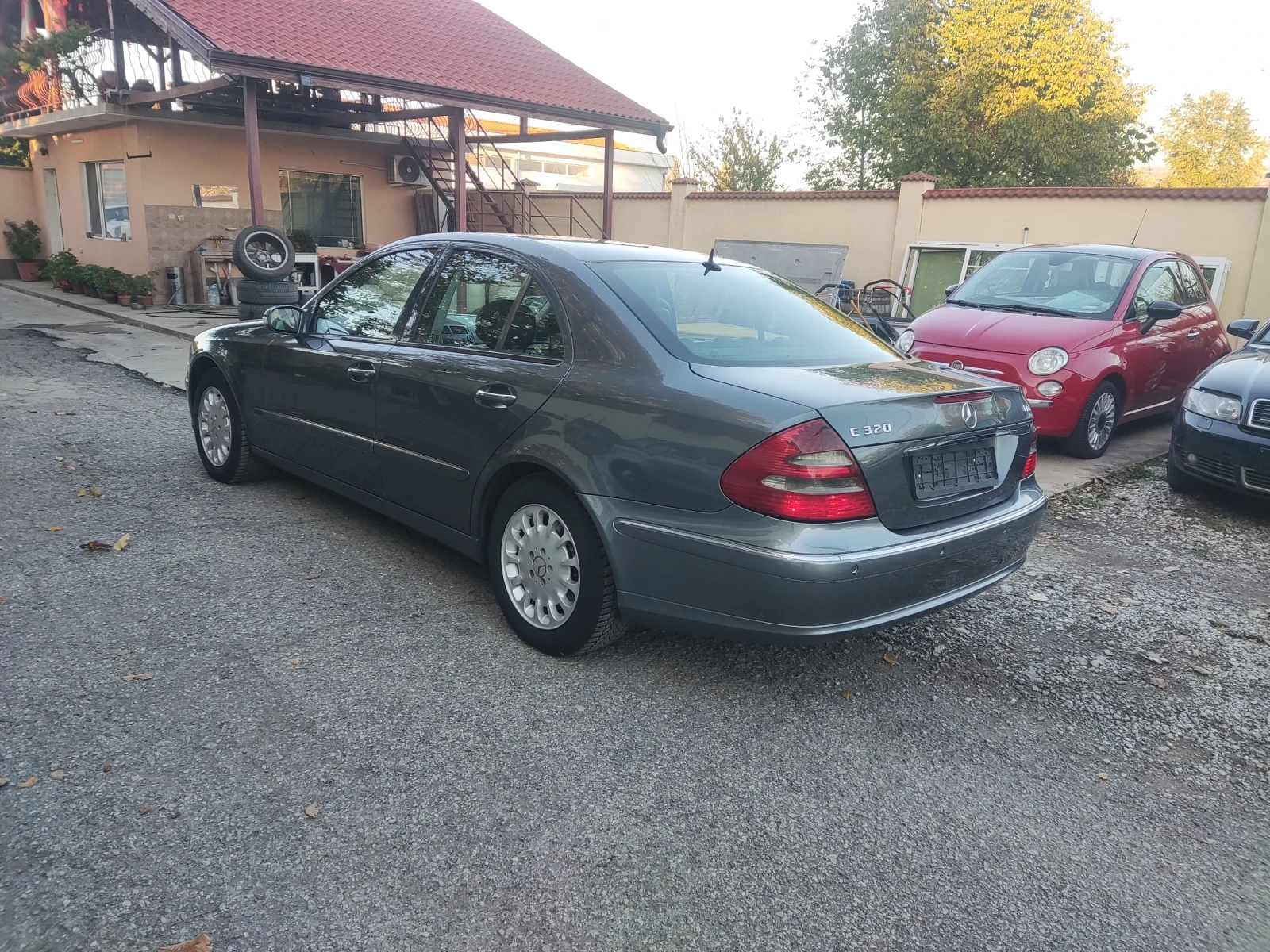 Mercedes-Benz E 320 Elegance  - изображение 4