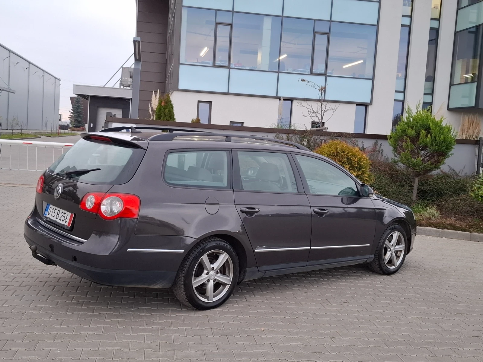 VW Passat 2.0TDI* (140��)* * K����������* H�� ����* *  | Mobile.bg � ����������� 12