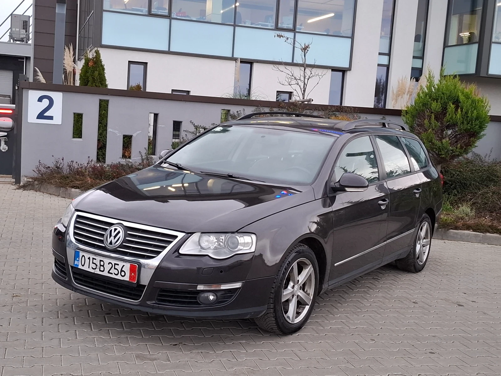 VW Passat 2.0TDI* (140кс)* * KЛИМАТРОНИК* HОВ ВНОС* *  - изображение 3