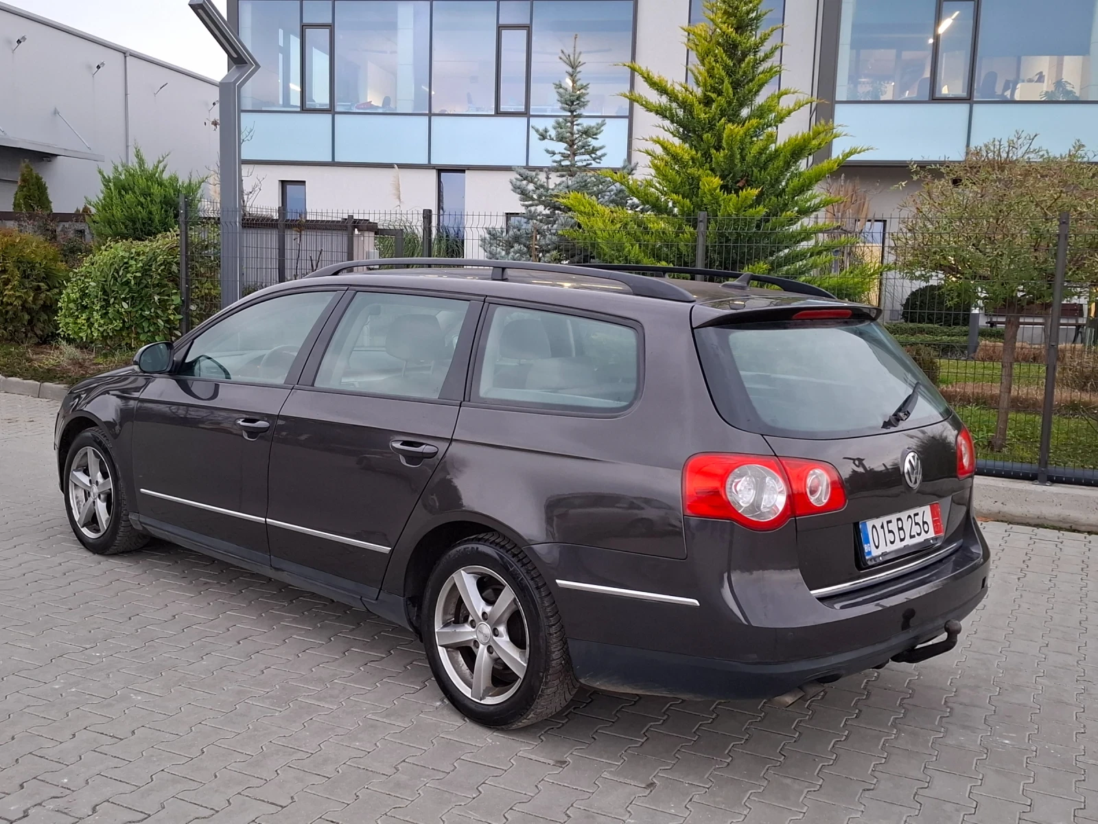 VW Passat 2.0TDI* (140кс)* * KЛИМАТРОНИК* HОВ ВНОС* *  - изображение 7