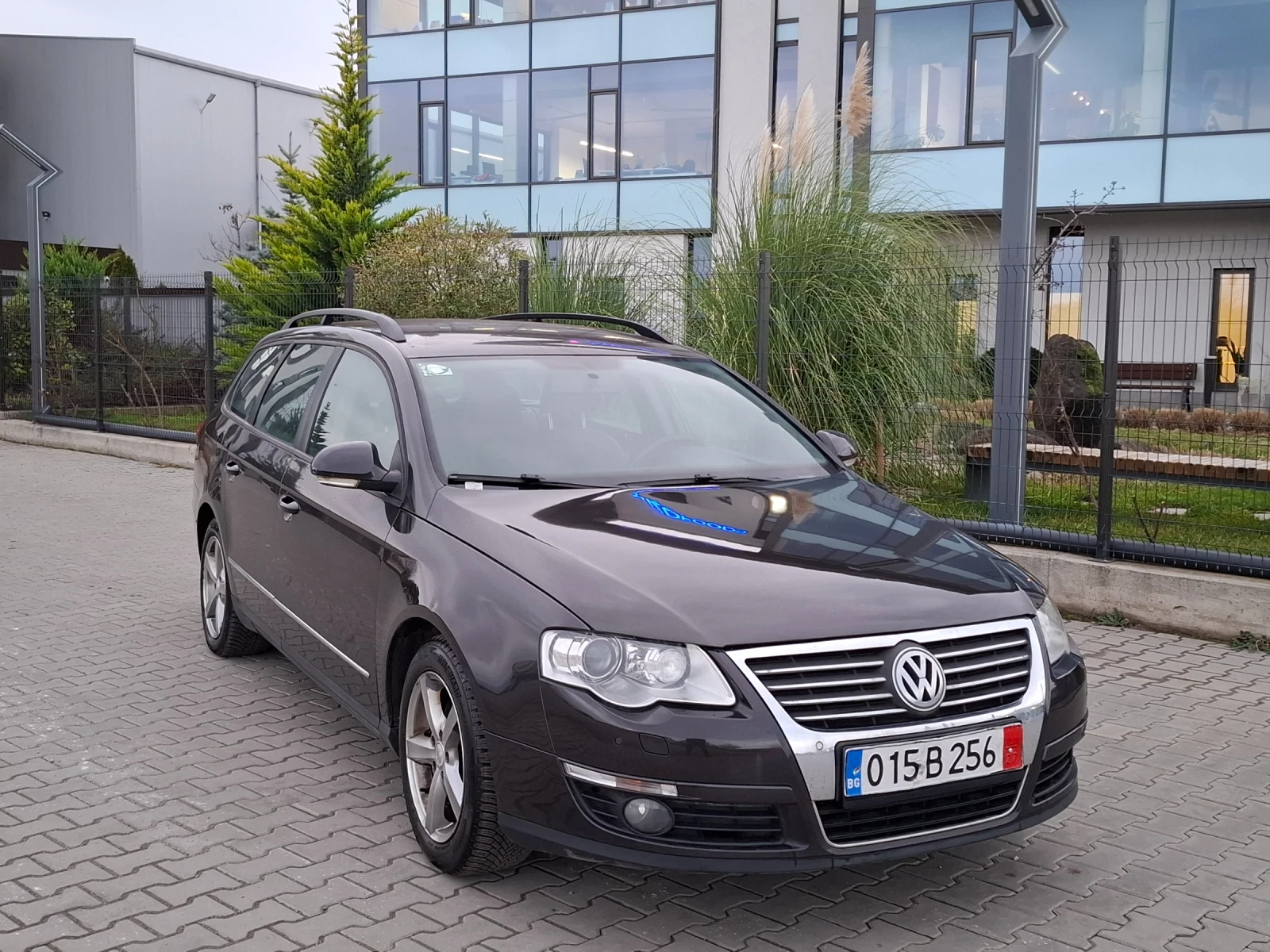 VW Passat 2.0TDI* (140кс)* * KЛИМАТРОНИК* HОВ ВНОС* *  - изображение 8