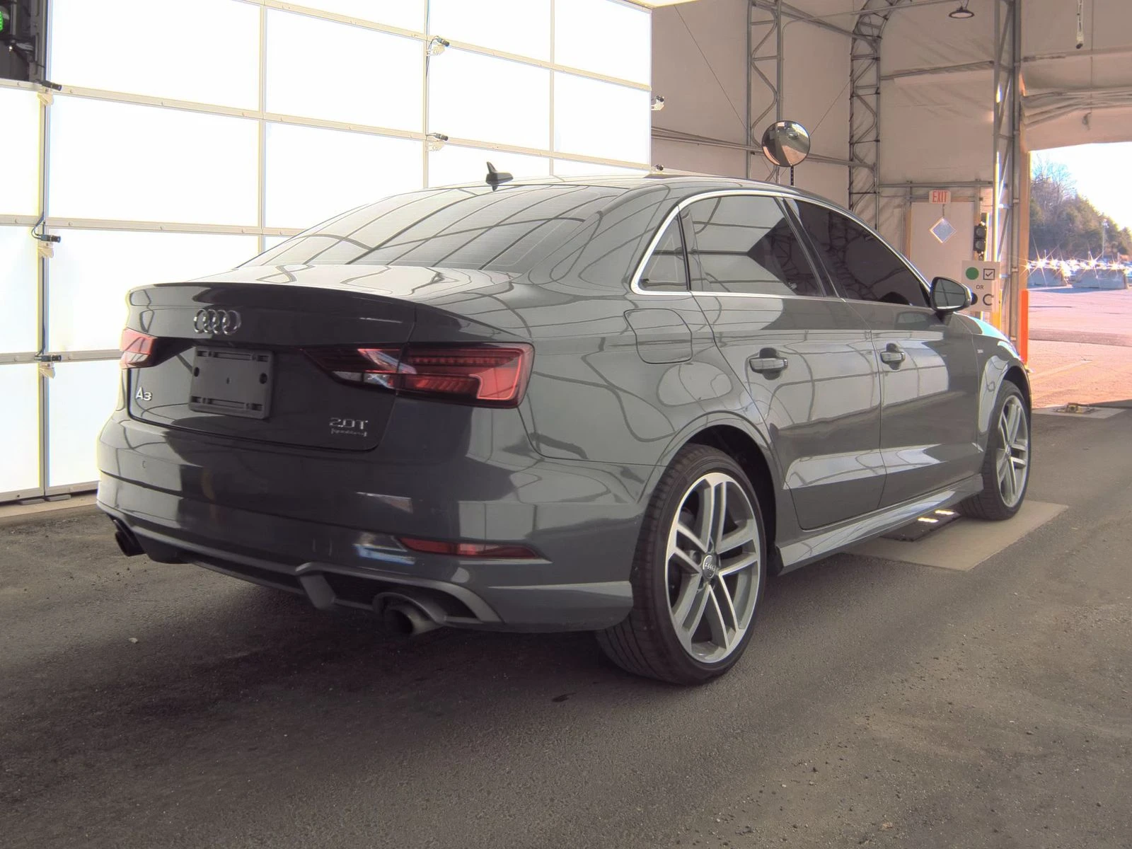 Audi A3 Quattro* Premium Plus - изображение 4