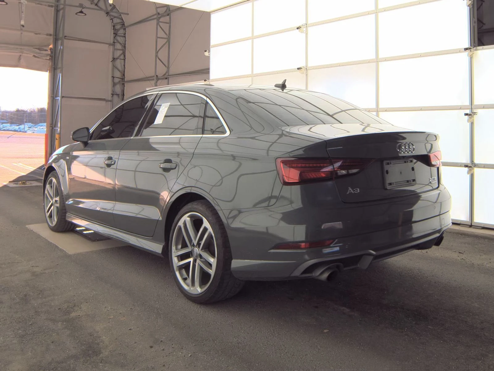 Audi A3 Quattro* Premium Plus - изображение 6