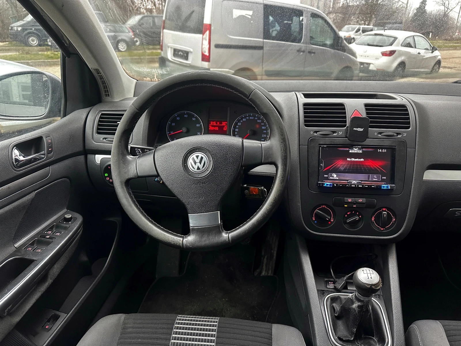 VW Golf 1.6i / КЛИМА / ГАЗ - изображение 7