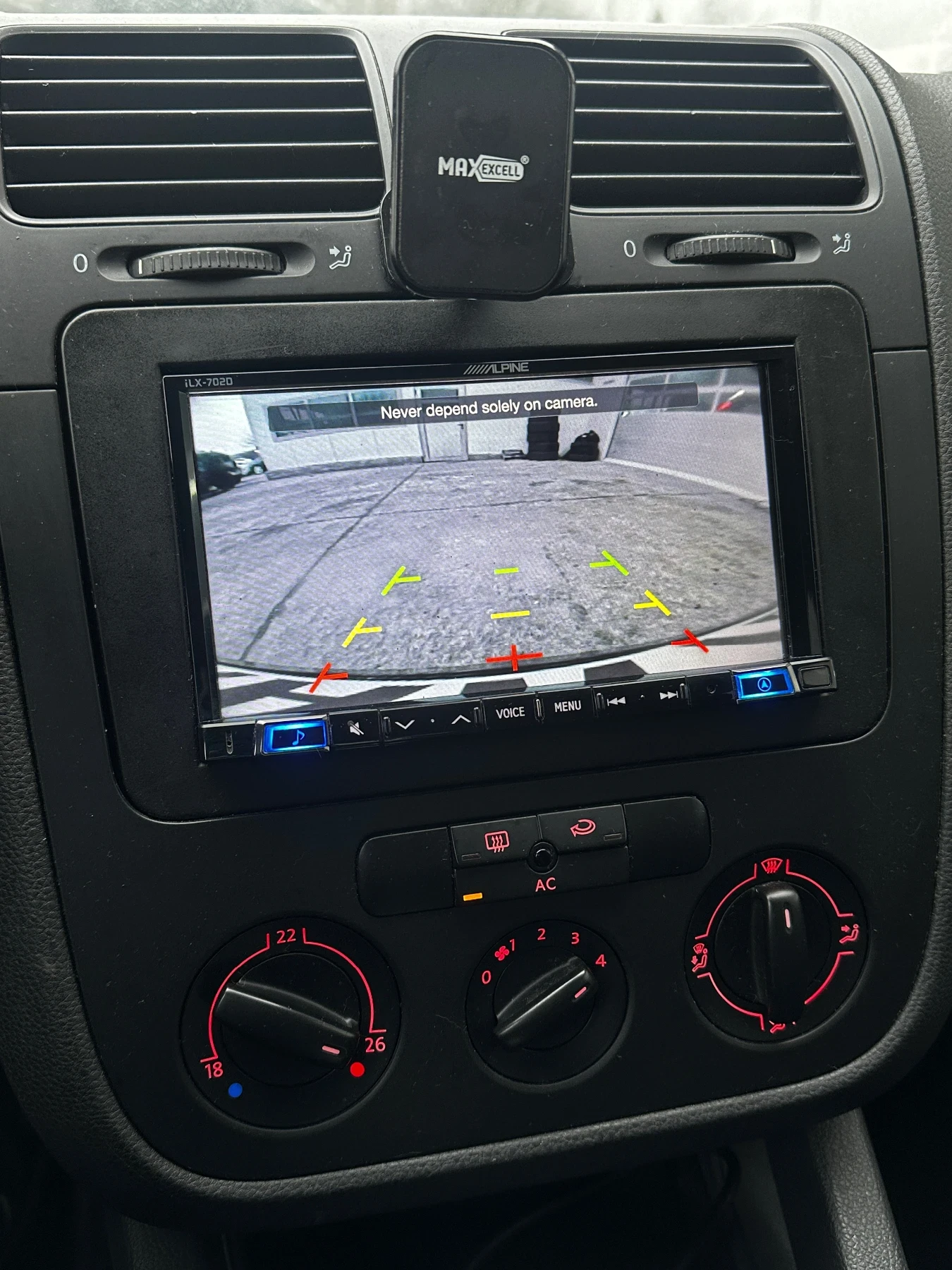 VW Golf 1.6i / КЛИМА / ГАЗ - изображение 8