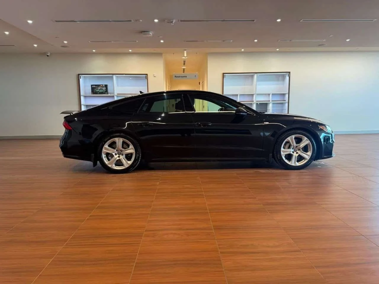 Audi A7 55TFSI S-Line * Фиксирана цена до БГ * CARFAX * , снимка 9 - Автомобили и джипове - 54456431