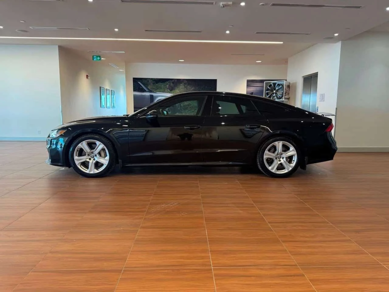 Audi A7 55TFSI S-Line * Фиксирана цена до БГ * CARFAX * , снимка 8 - Автомобили и джипове - 54456431
