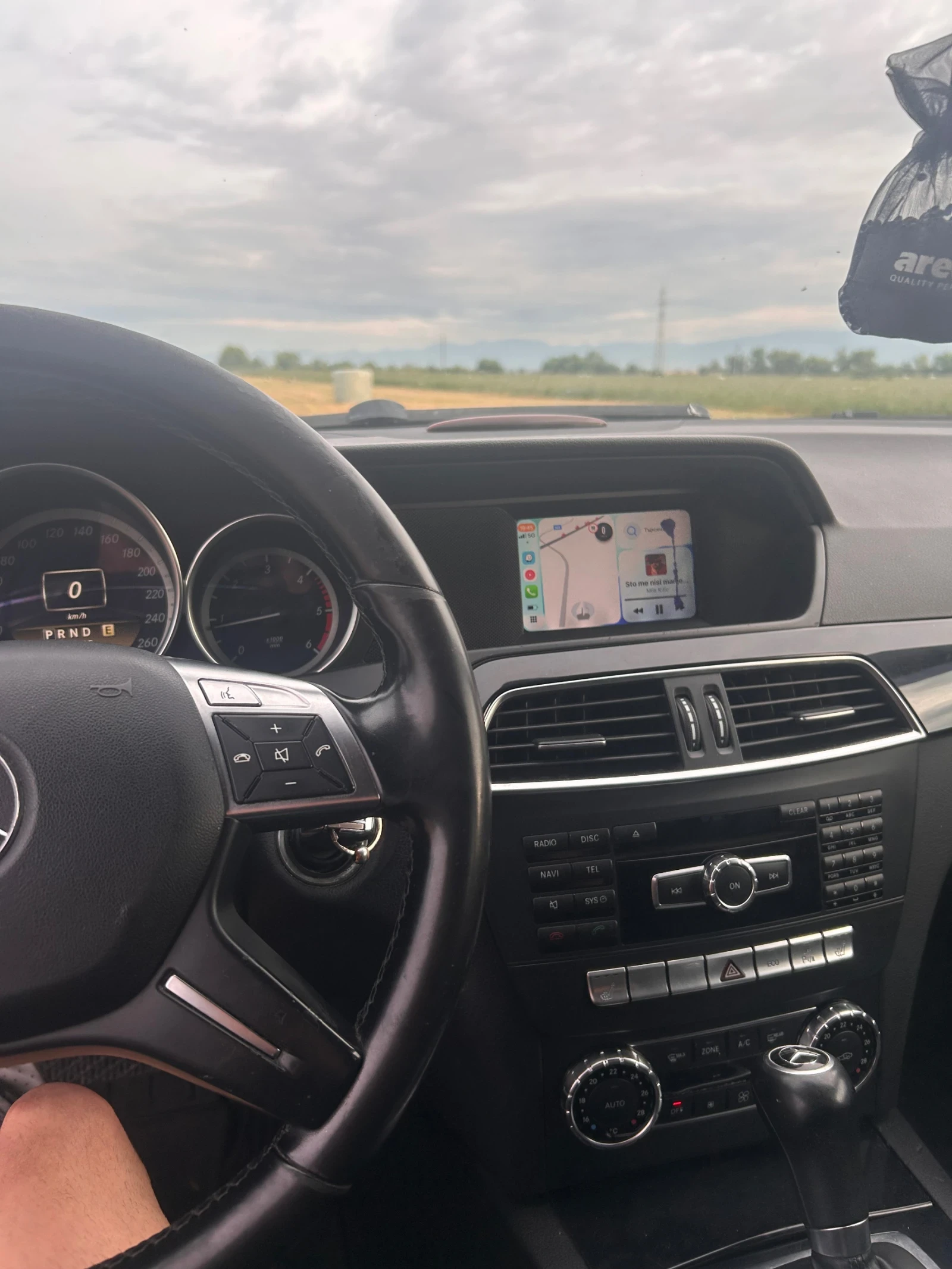 Mercedes-Benz C 220, снимка 4 - Автомобили и джипове - 54906853