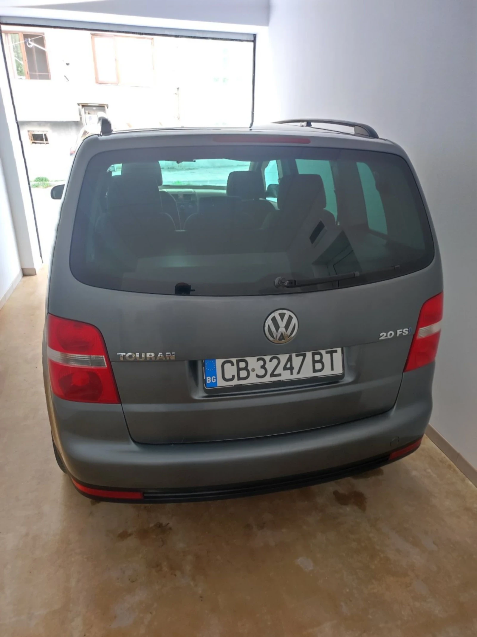 VW Touran 20 FSI, снимка 10 - Автомобили и джипове - 55023819