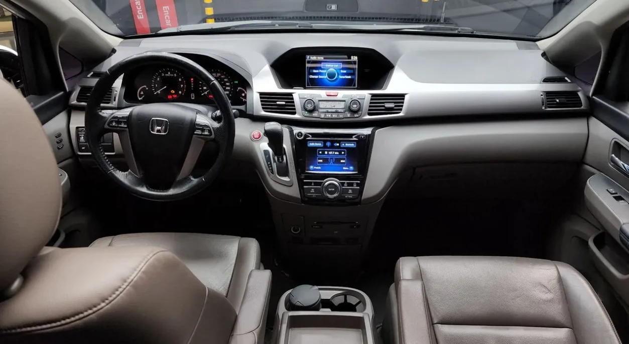 Honda Odyssey 3.5 Бензин, снимка 3 - Автомобили и джипове - 55096991