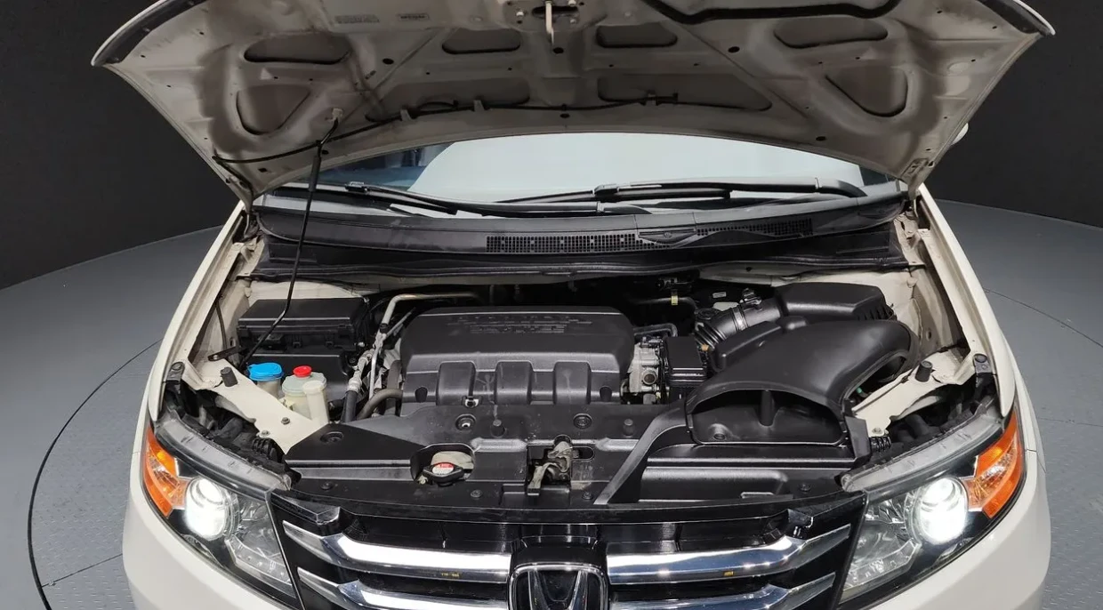 Honda Odyssey 3.5 Бензин, снимка 15 - Автомобили и джипове - 55096991