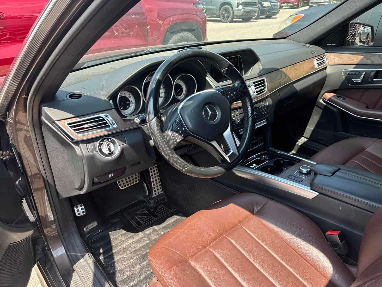 Mercedes-Benz E 400 * CARFAX * ЦЕНА ДО БГ, снимка 5 - Автомобили и джипове - 55626503
