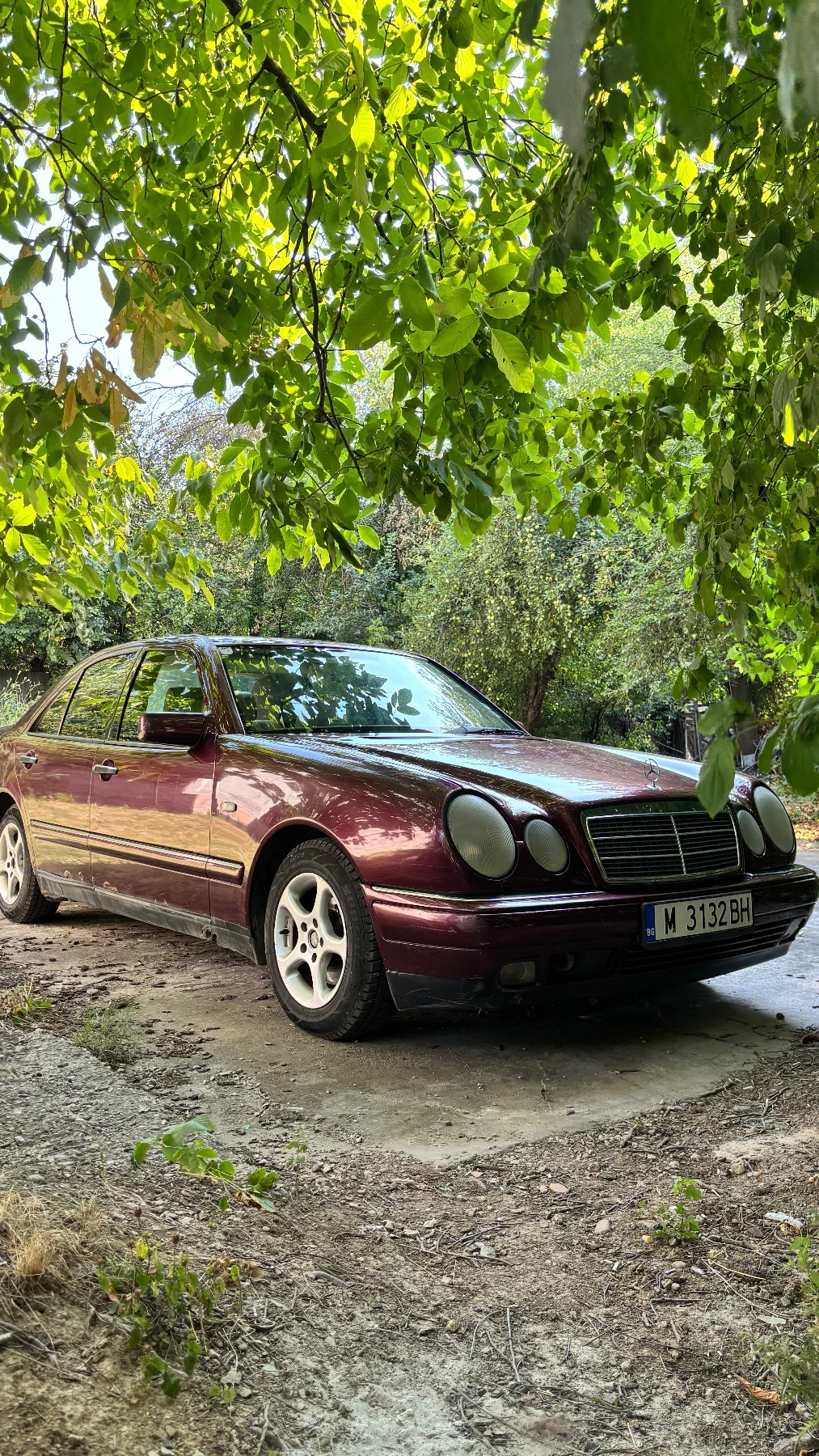 Mercedes-Benz 220 W210