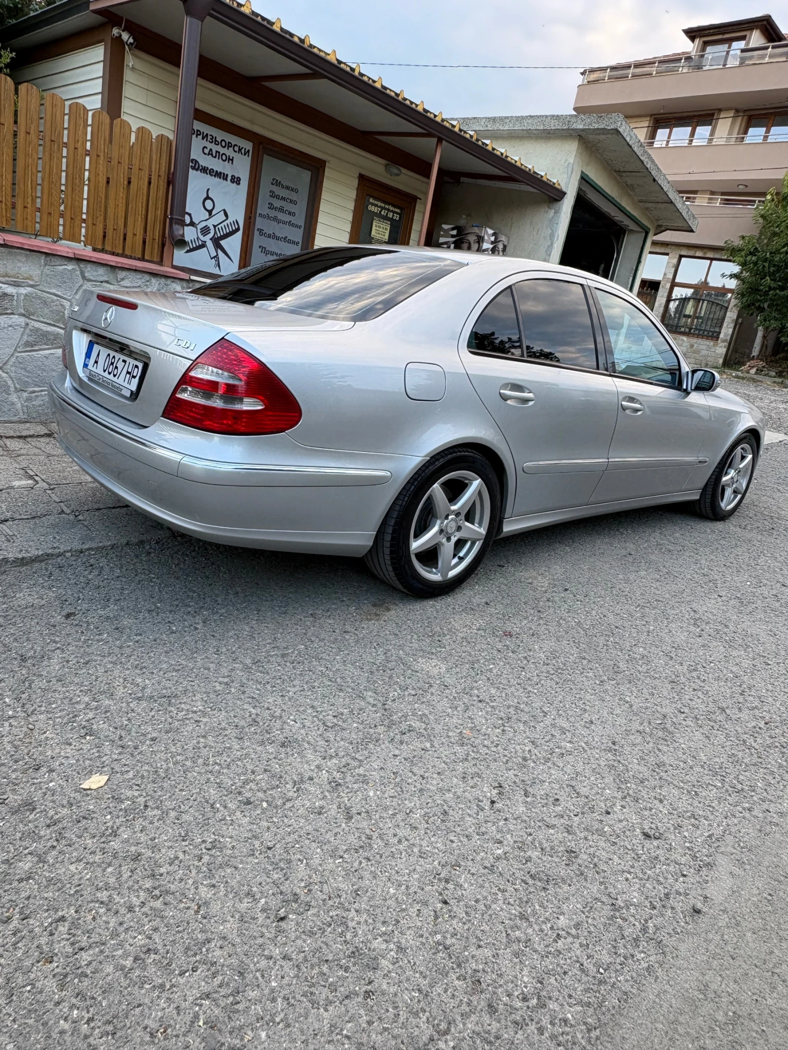 Mercedes-Benz E 280 W211, снимка 2 - Автомобили и джипове - 56106826