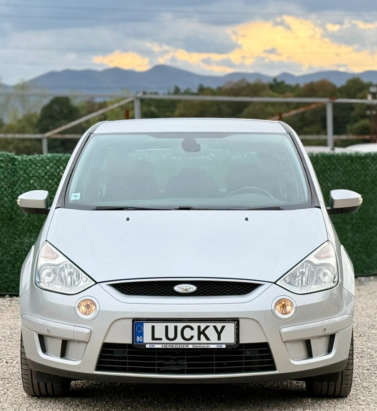 Ford S-Max 2.0HDi 136hp, снимка 2 - Автомобили и джипове - 56167911