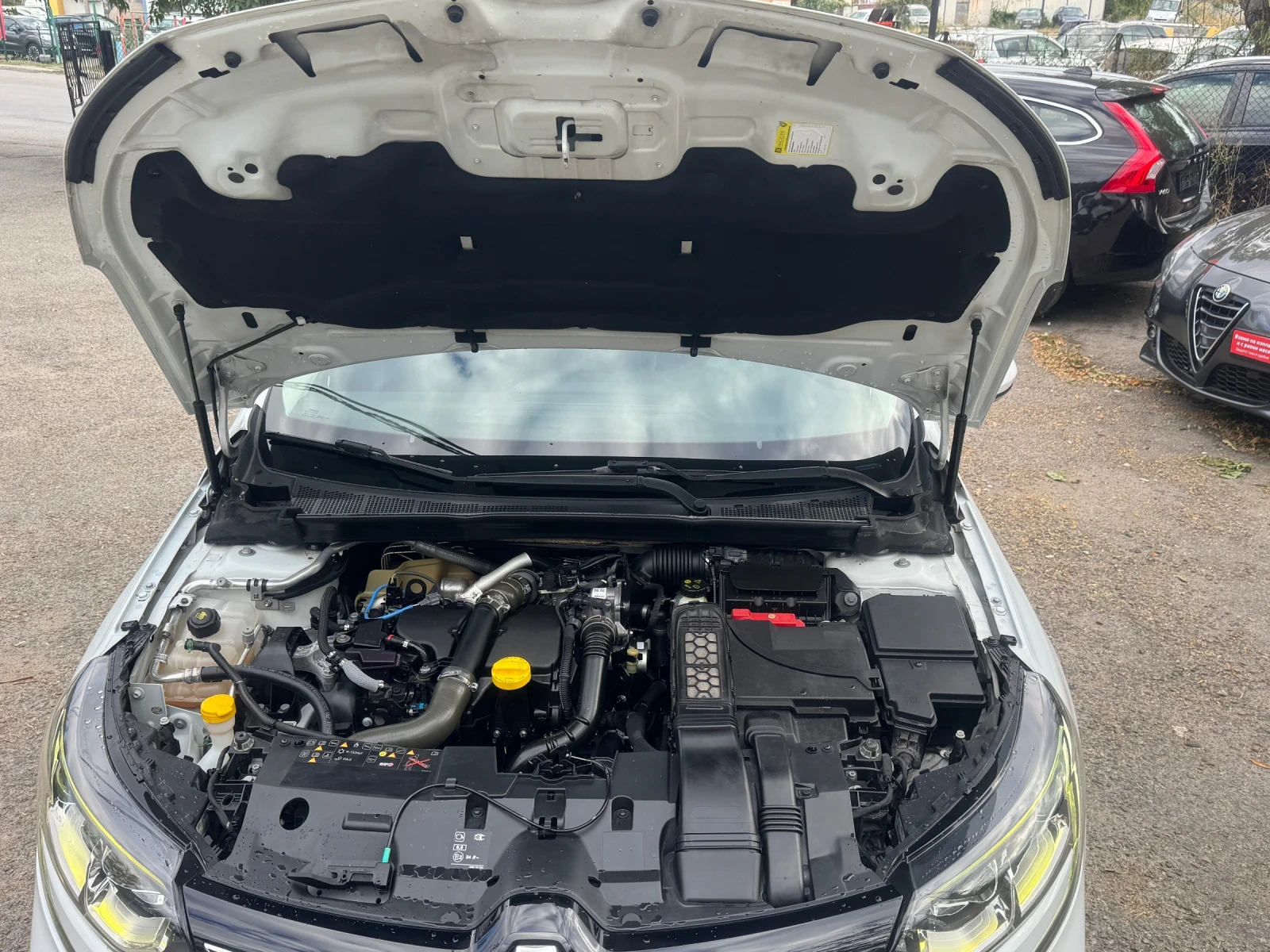 Renault Megane Реални 135хил.км!, снимка 16 - Автомобили и джипове - 56250851