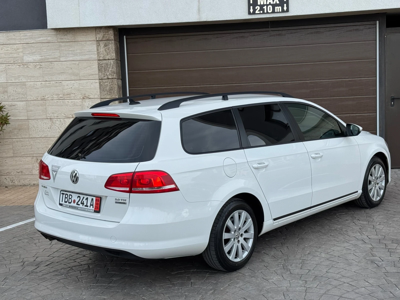 VW Passat, снимка 5 - Автомобили и джипове - 56426967