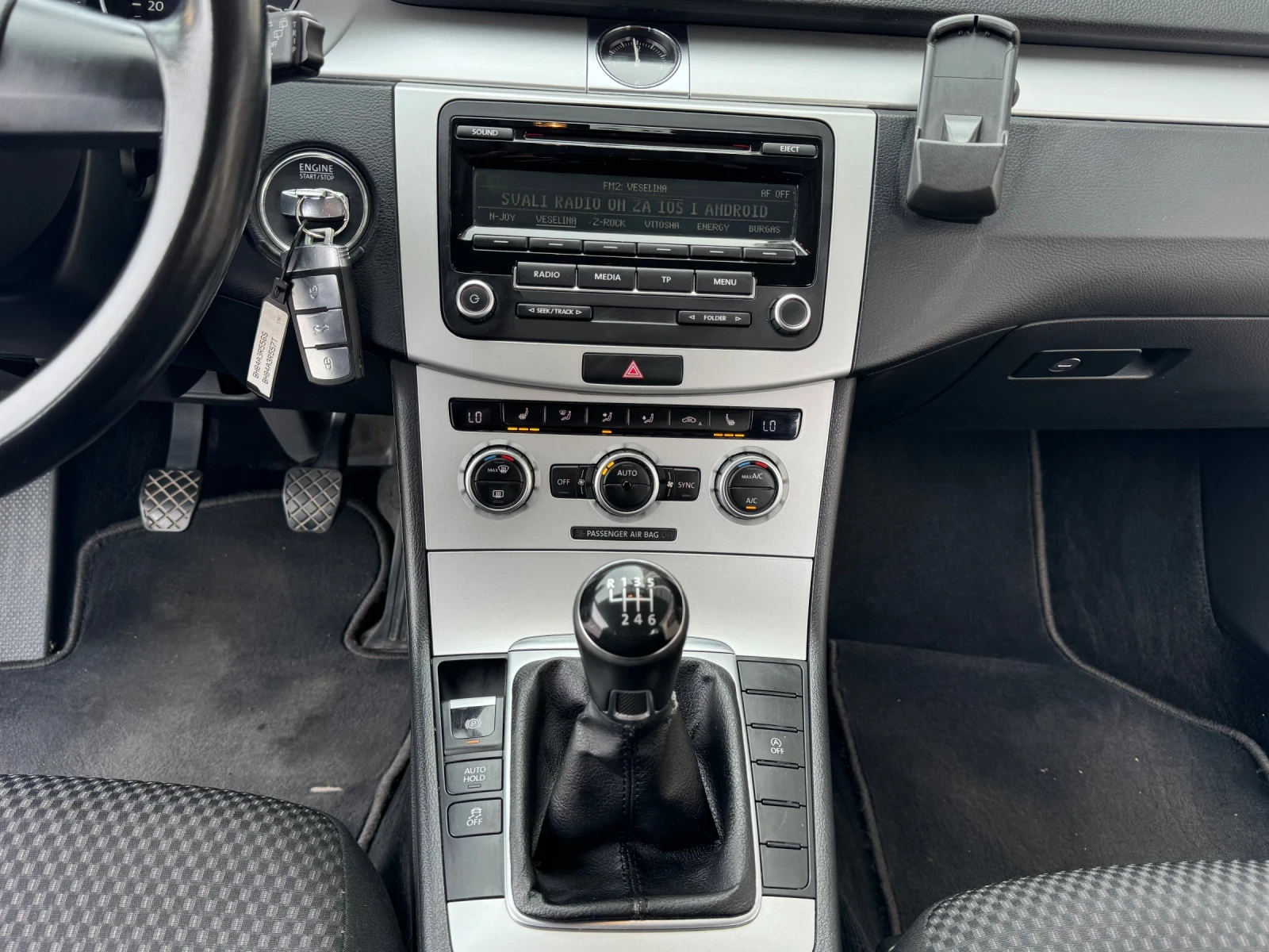 VW Passat, снимка 7 - Автомобили и джипове - 56426967