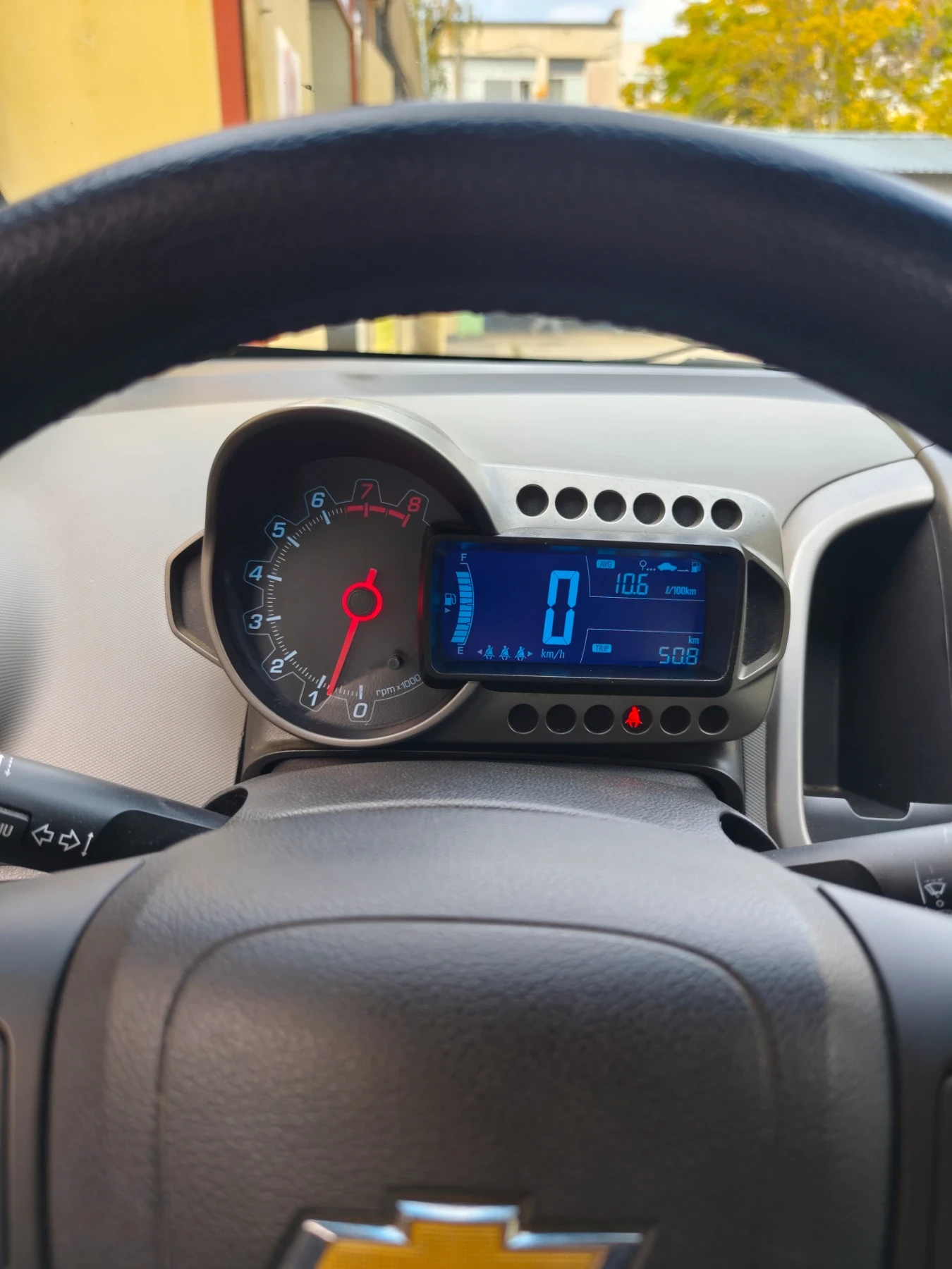 Chevrolet Aveo, снимка 10 - Автомобили и джипове - 56427211