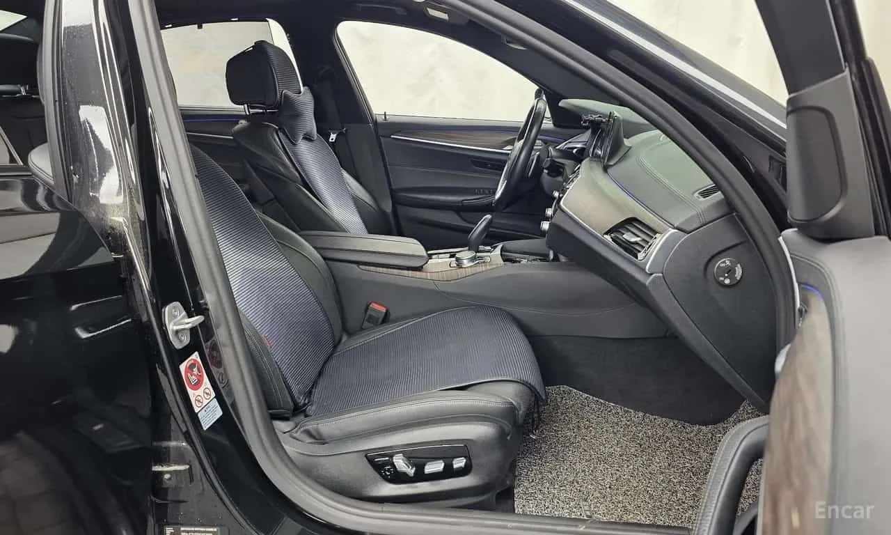 BMW 520 * 520d M Sport Package Plus * , снимка 11 - Автомобили и джипове - 56614595