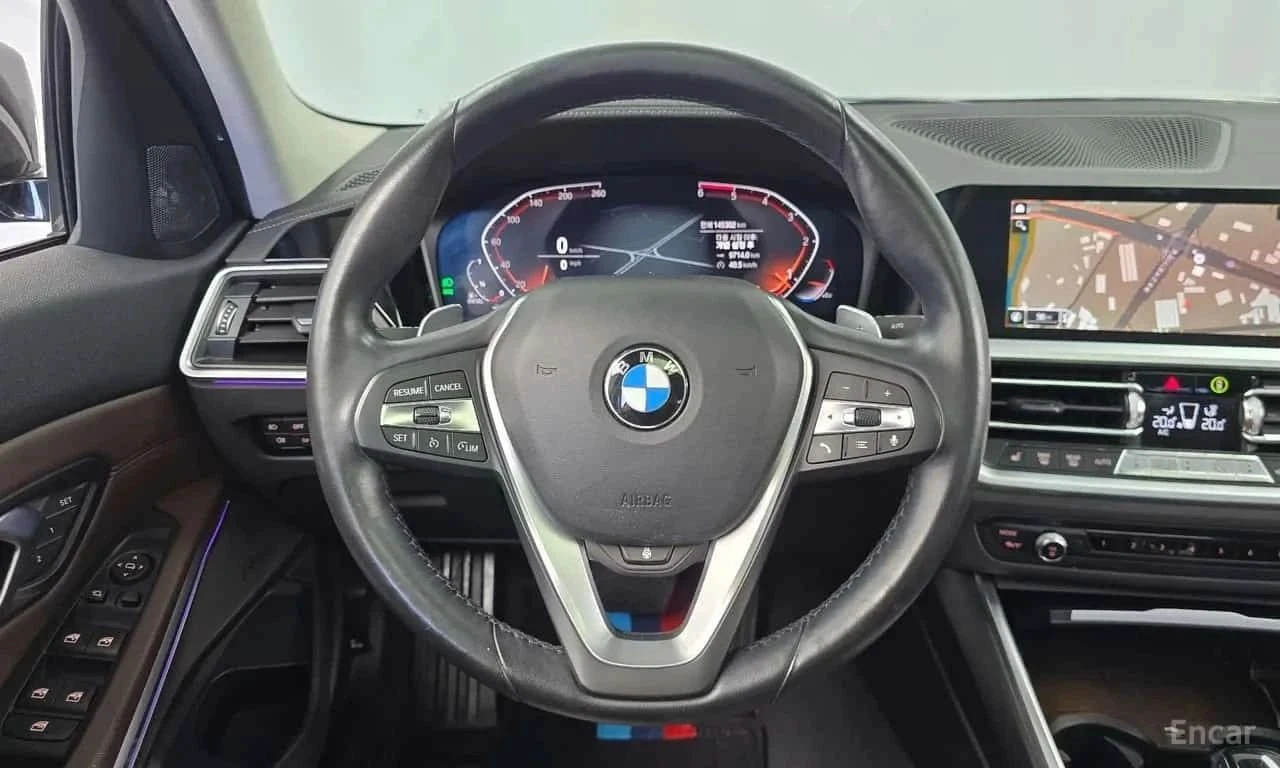 BMW 320, снимка 12 - Автомобили и джипове - 56716714