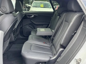 Audi Q8 Progressiv 55 TFSI * CARFAX* ОПЦИЯ ЗА ФИНАНСИРАНЕ*, снимка 11