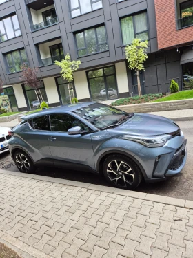 Toyota C-HR 2.0 Hybrid Гаранция 2030, снимка 4