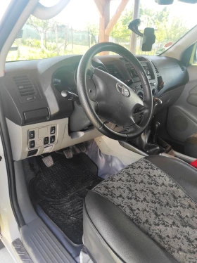 Toyota Hilux | Mobile.bg    7