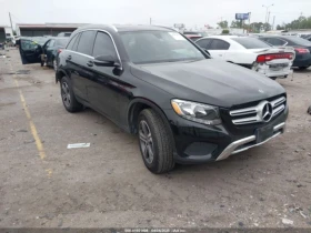  Mercedes-Benz GLC 30...