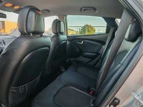 Обява за продажба на Hyundai IX35 1.7 ДИЗЕЛ 116 К.С. УНИКАЛНО СЪСТОЯНИЕ! КАТО НОВА! ~13 399 лв. - изображение 11 | Auto.bg Обява за продажба на Hyundai IX35 1.7 ДИЗЕЛ 116 К.С. УНИКАЛНО СЪСТОЯНИЕ! КАТО НОВА! ~13 399 лв. - изображение 11