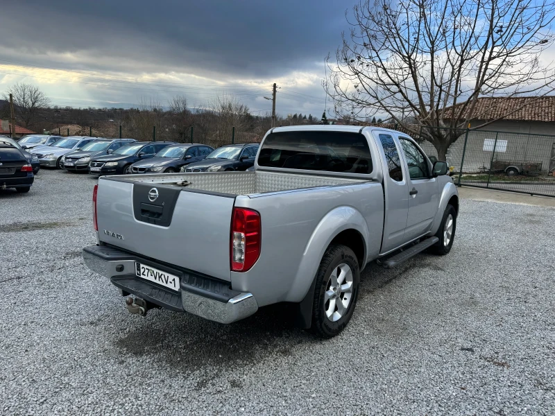 Nissan Navara 3.0  БЕЗ ТОЧКА РЪЖДА , снимка 5 - Автомобили и джипове - 48332016