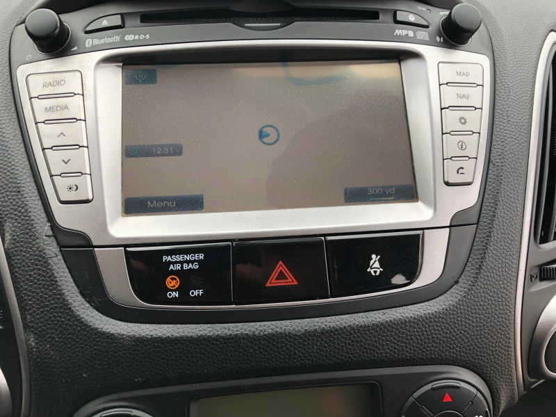 Hyundai IX35 2.0 GRDI, снимка 10 - Автомобили и джипове - 52469212