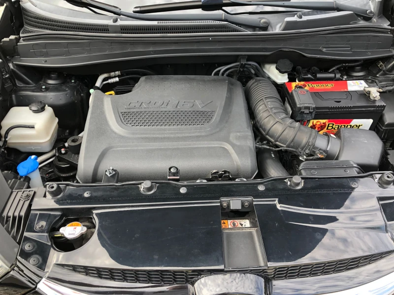 Hyundai IX35 2.0 GRDI, снимка 15 - Автомобили и джипове - 52469212