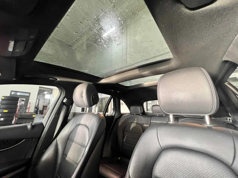 Mercedes-Benz GLC 300 Face* 4matic* Панорама* Памет* Подгрев, снимка 8 - Автомобили и джипове - 53484071