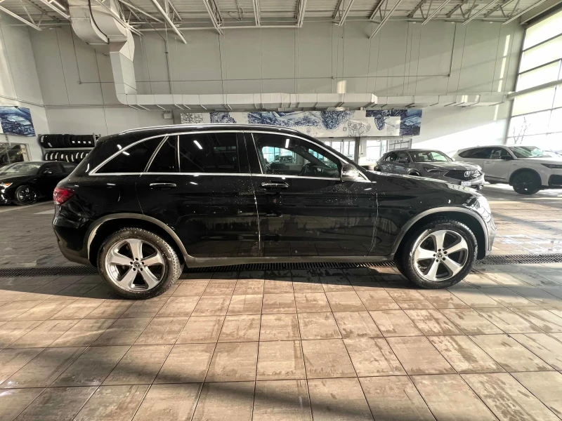 Mercedes-Benz GLC 300 Face* 4matic* Панорама* Памет* Подгрев, снимка 4 - Автомобили и джипове - 53484071
