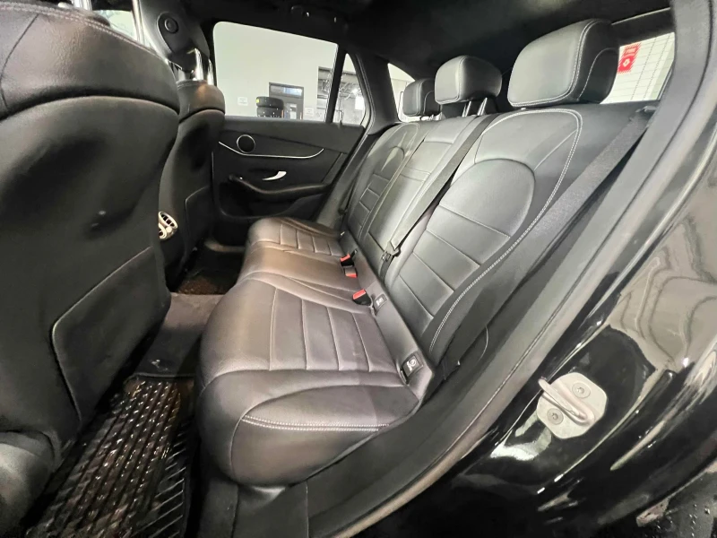 Mercedes-Benz GLC 300 Face* 4matic* Панорама* Памет* Подгрев, снимка 7 - Автомобили и джипове - 53484071