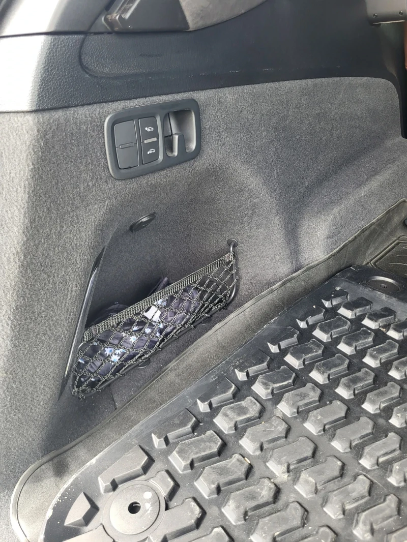 Audi SQ7, снимка 13 - Автомобили и джипове - 53523841