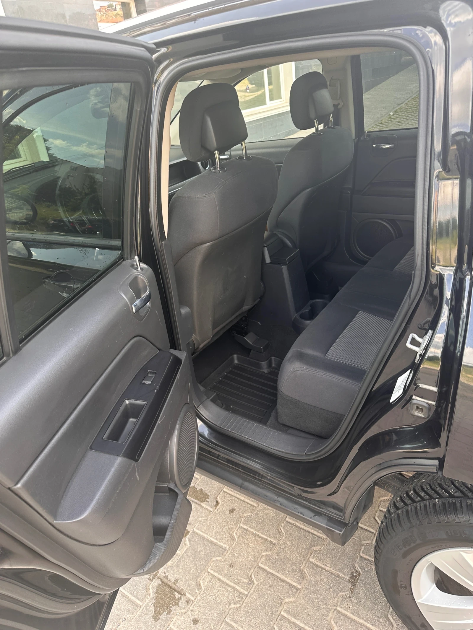 Jeep Compass  - изображение 8
