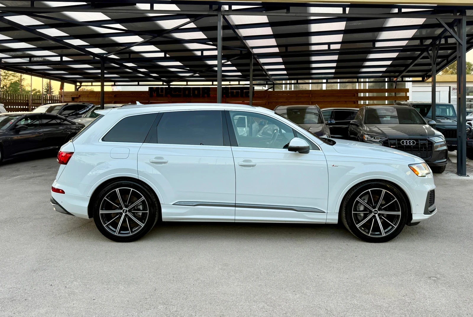 Audi Q7 55TFSI Technik S-line Quattro - изображение 4