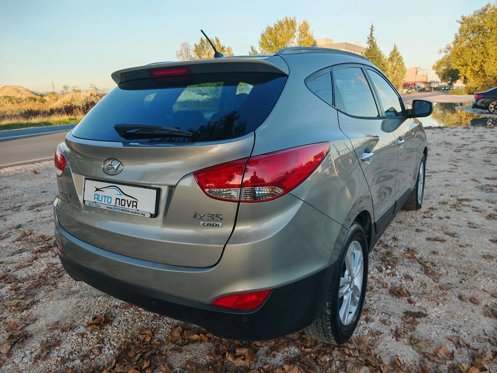 Hyundai IX35 1.7 ДИЗЕЛ 116 К.С. УНИКАЛНО СЪСТОЯНИЕ! КАТО НОВА! - изображение 7