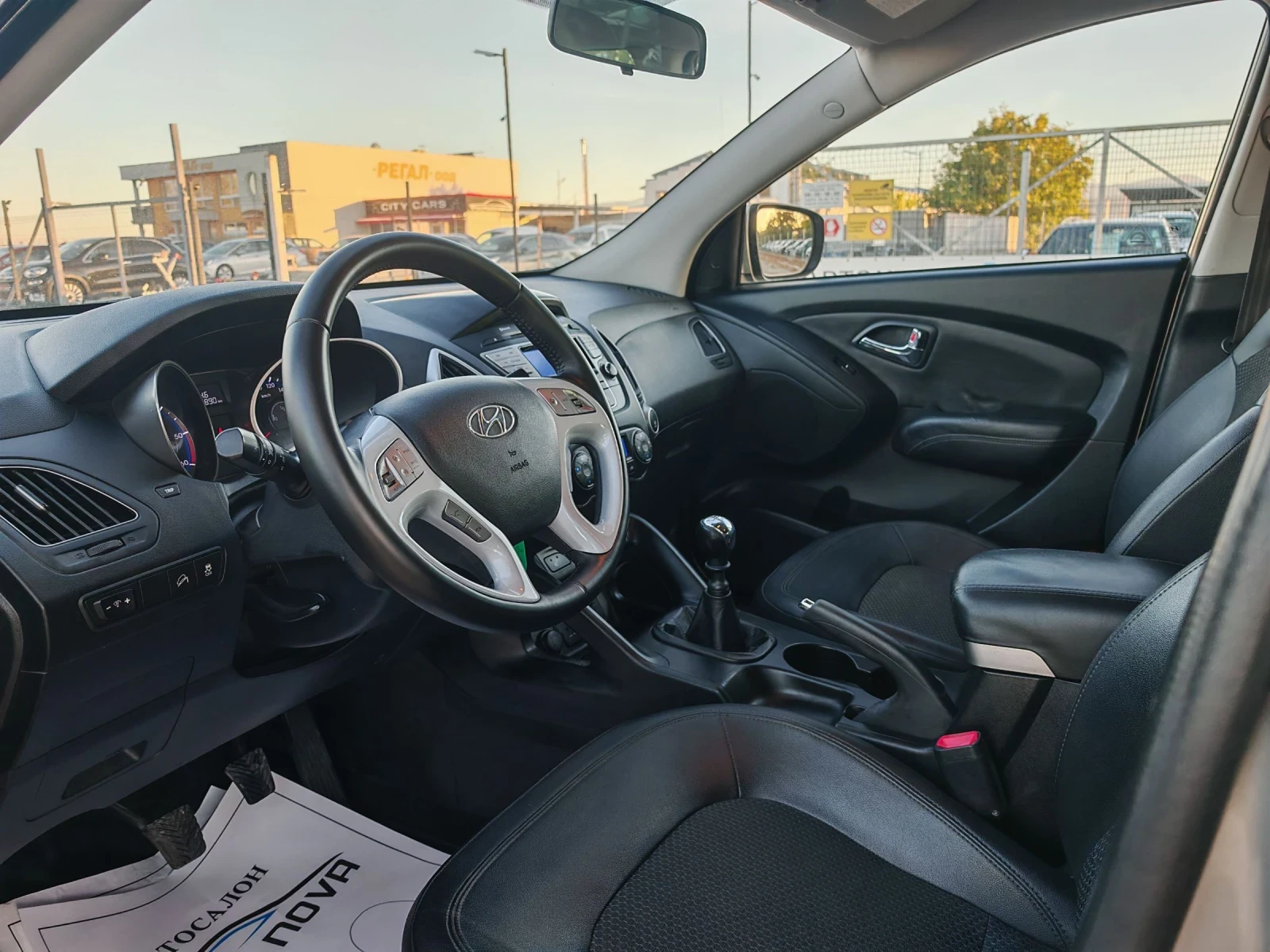 Hyundai IX35 1.7 ДИЗЕЛ 116 К.С. УНИКАЛНО СЪСТОЯНИЕ! КАТО НОВА! - изображение 8