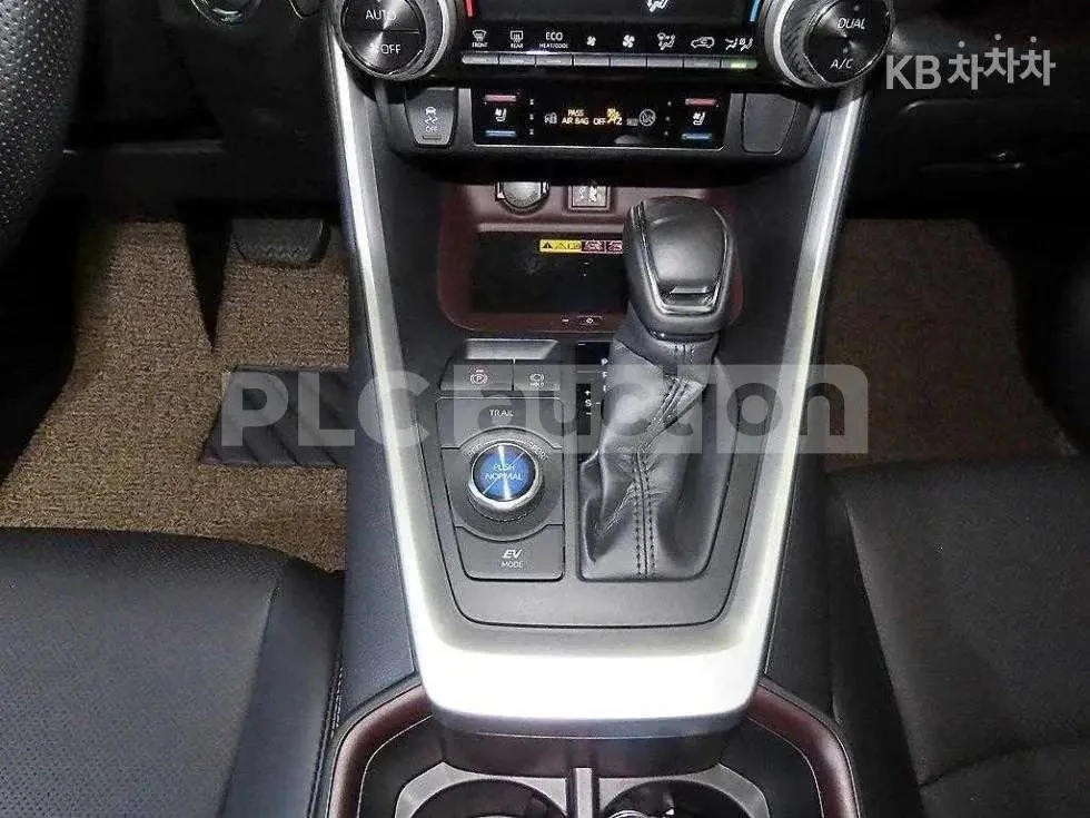 Toyota Rav4 2.5, снимка 12 - Автомобили и джипове - 53769739