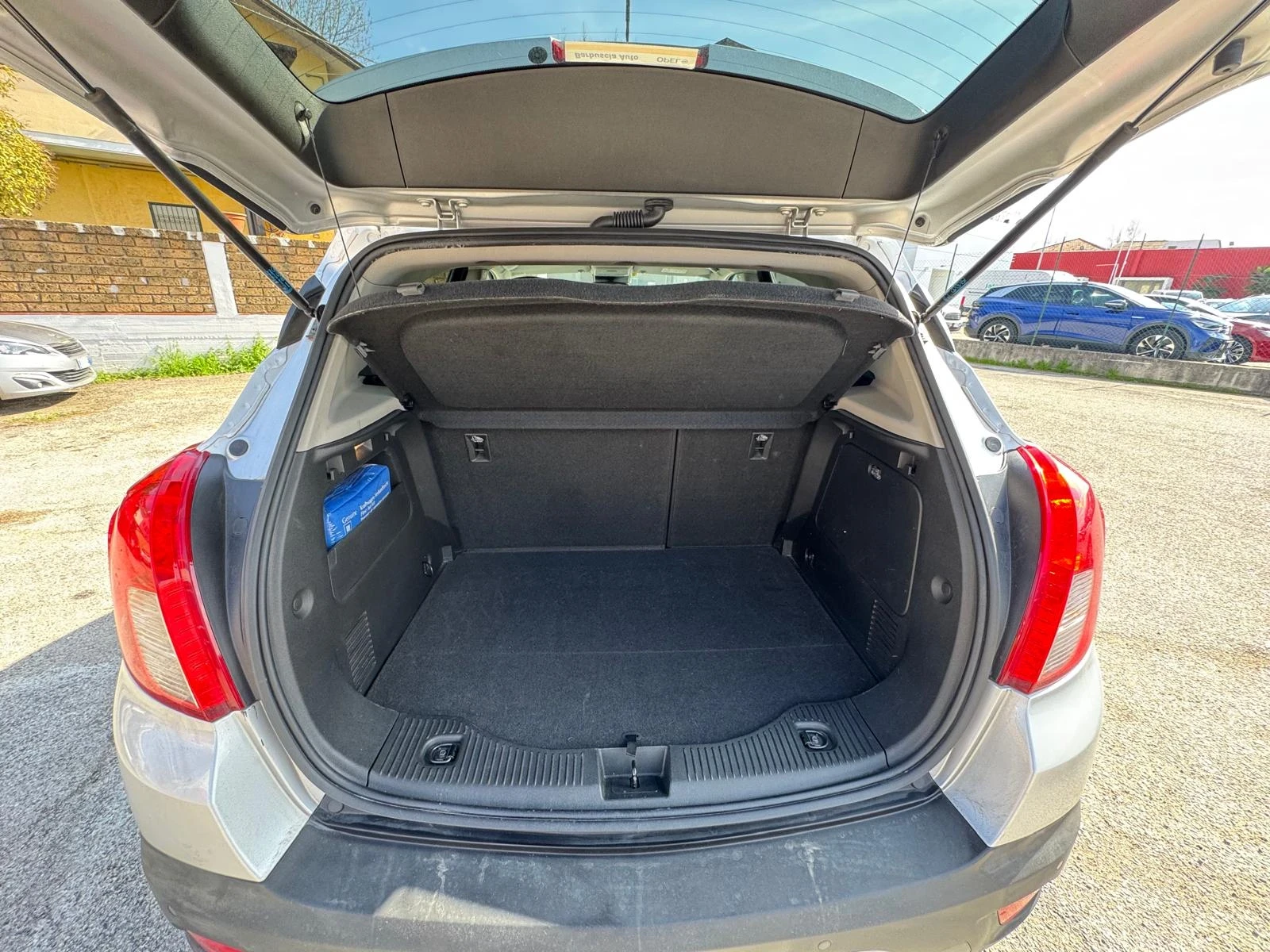 Opel Mokka, снимка 10 - Автомобили и джипове - 54139359