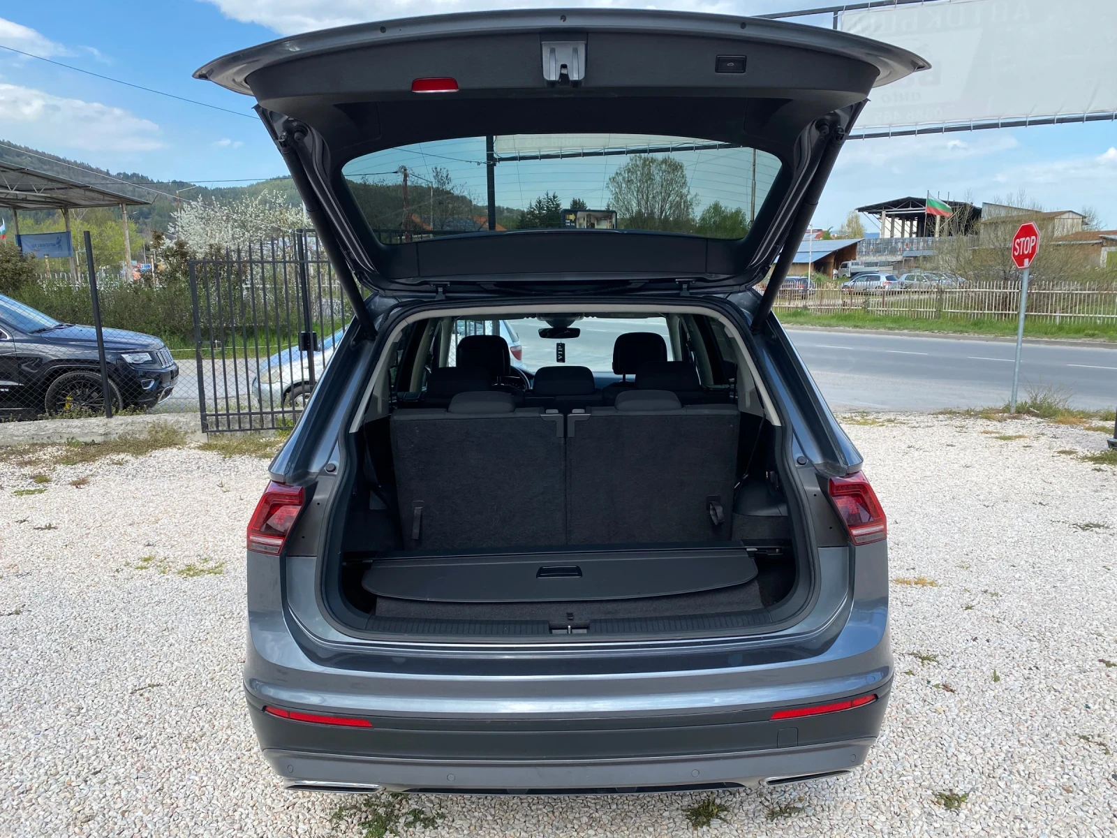 VW Tiguan Allspace IQ.DRIVE2.0TDI DSG VIRTUAL COCKPIT/MATRIX, снимка 8 - Автомобили и джипове - 54398448