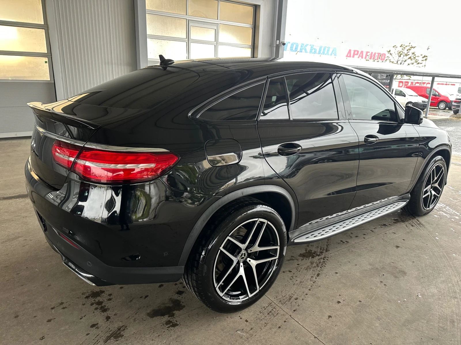 Mercedes-Benz GLE 350 d* 258ps* 4M* COUPE* AMG Line* Distr* Pano* , снимка 5 - Автомобили и джипове - 54409004