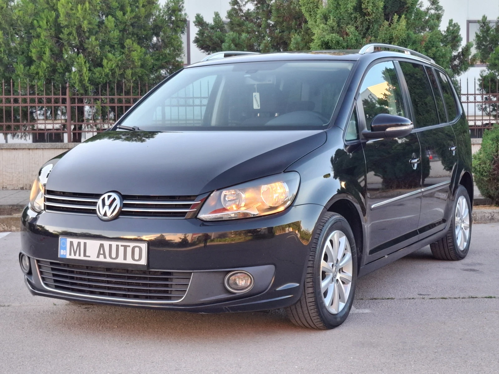 VW Tiguan 2.0TDI 140hp * 7 МЕСТЕН * ИТАЛИЯ * ЛИЗИНГ * , снимка 3 - Автомобили и джипове - 54528333