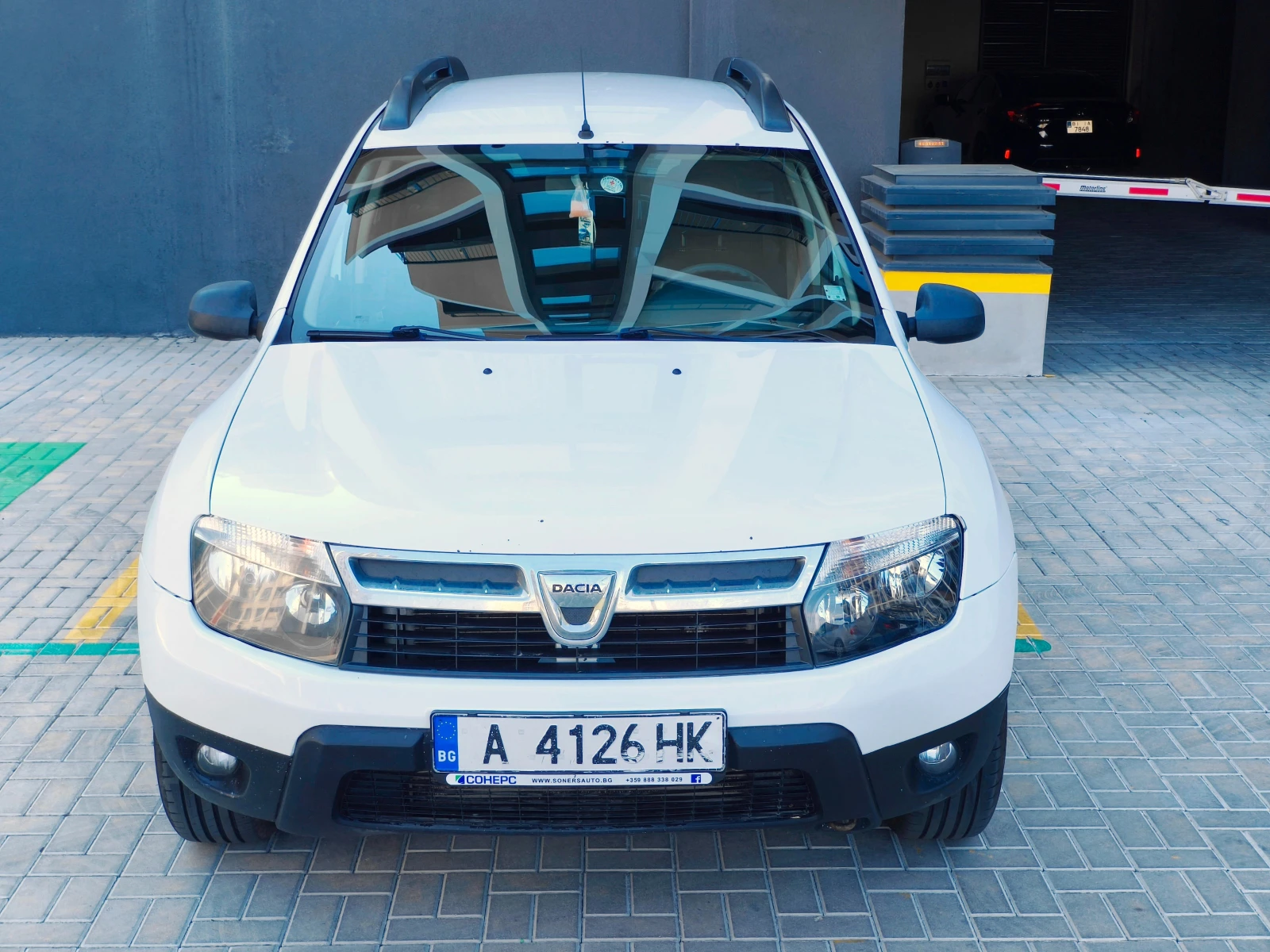 Dacia Duster 1.5 dCi 110 4x4, снимка 2 - Автомобили и джипове - 55536768